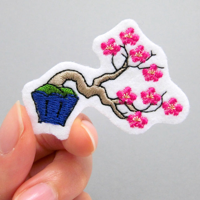 Iron-on Patch Bonsai Red Plum Blossom