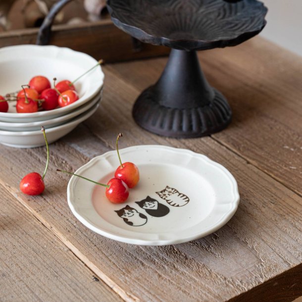 Shichita Three Cats 5.5" Plate