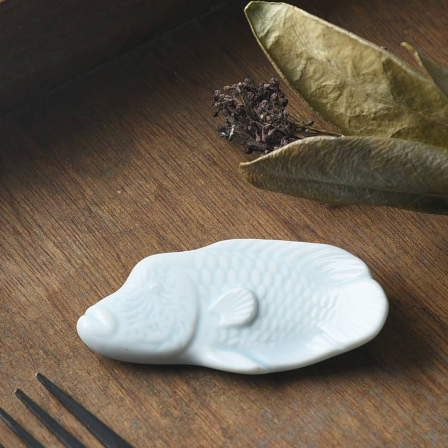 Ceramic Utensil Rest Waterline Napoleon Fish