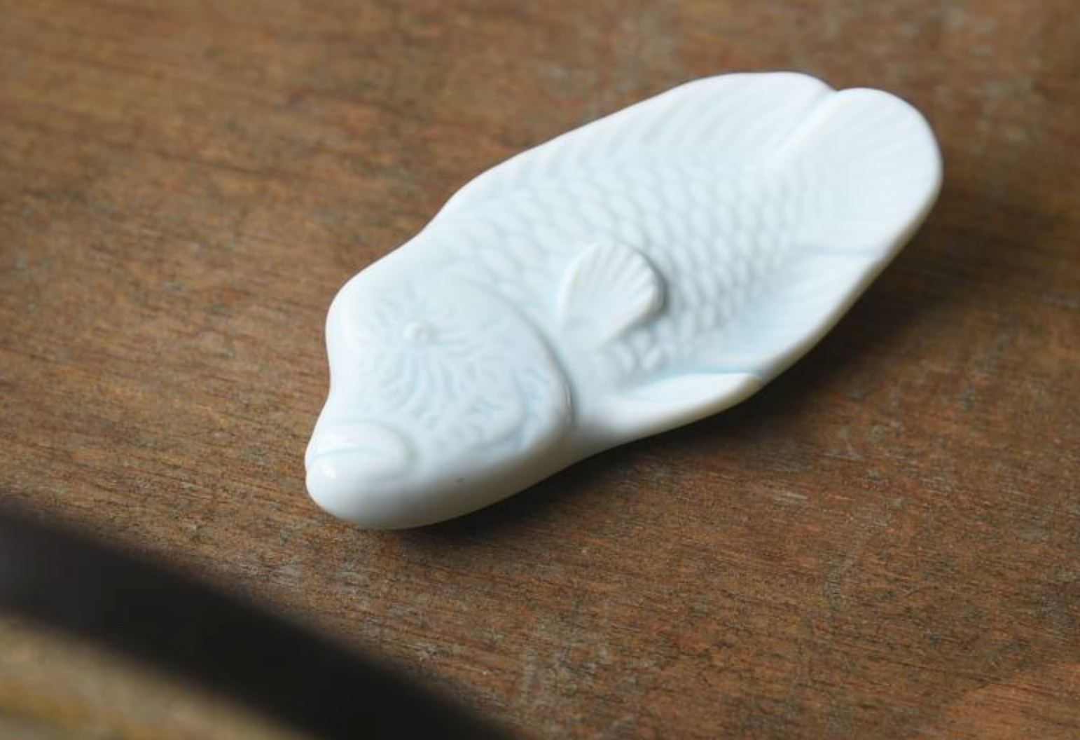 Ceramic Utensil Rest Waterline Napoleon Fish